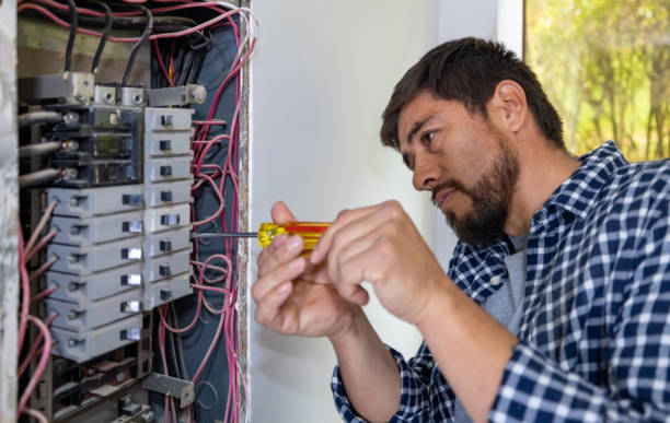 Best Emergency Electrical Repair  in Crivitz, WI